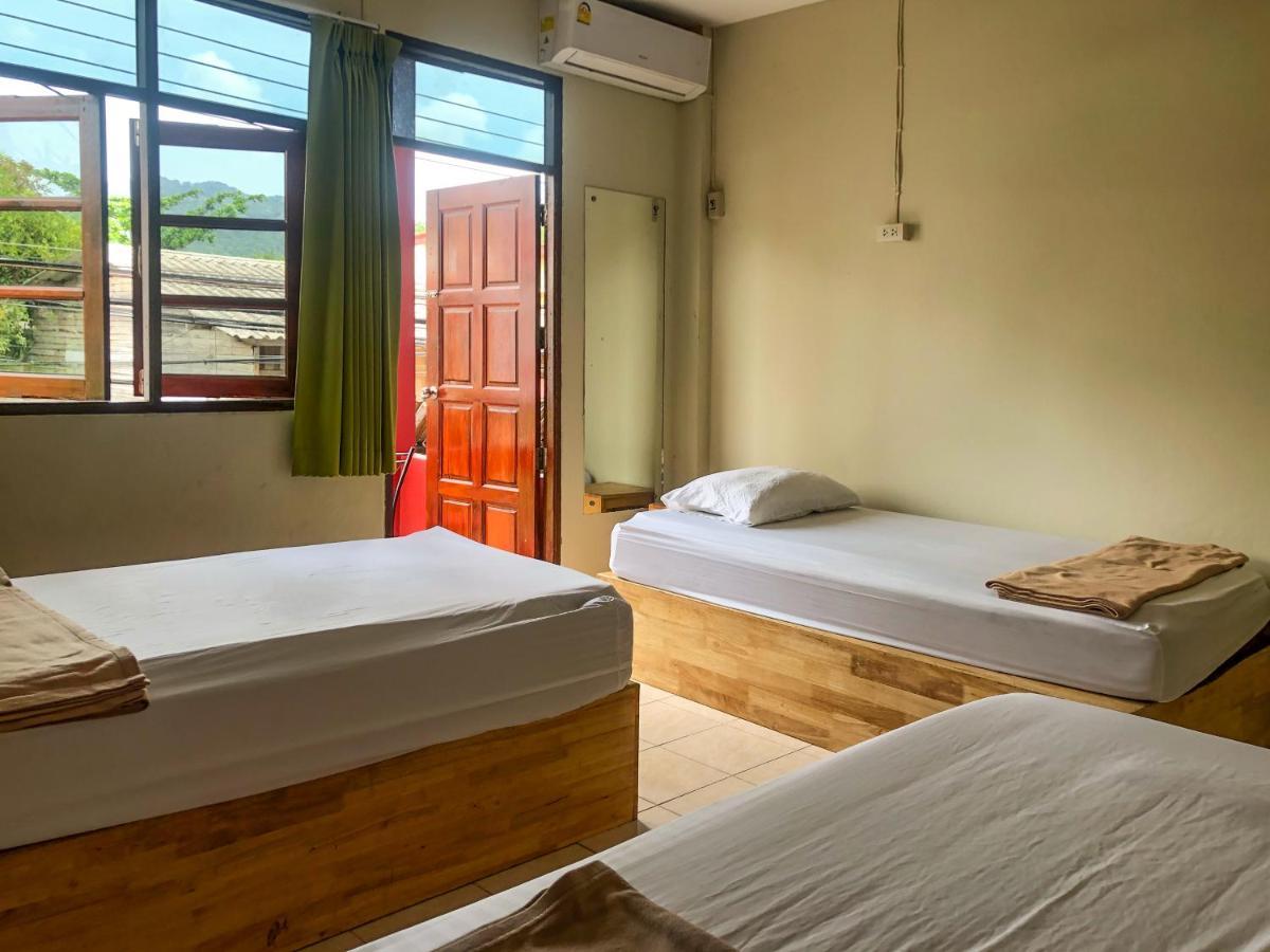Echo Beach Hostel Baan Tai Bagian luar foto