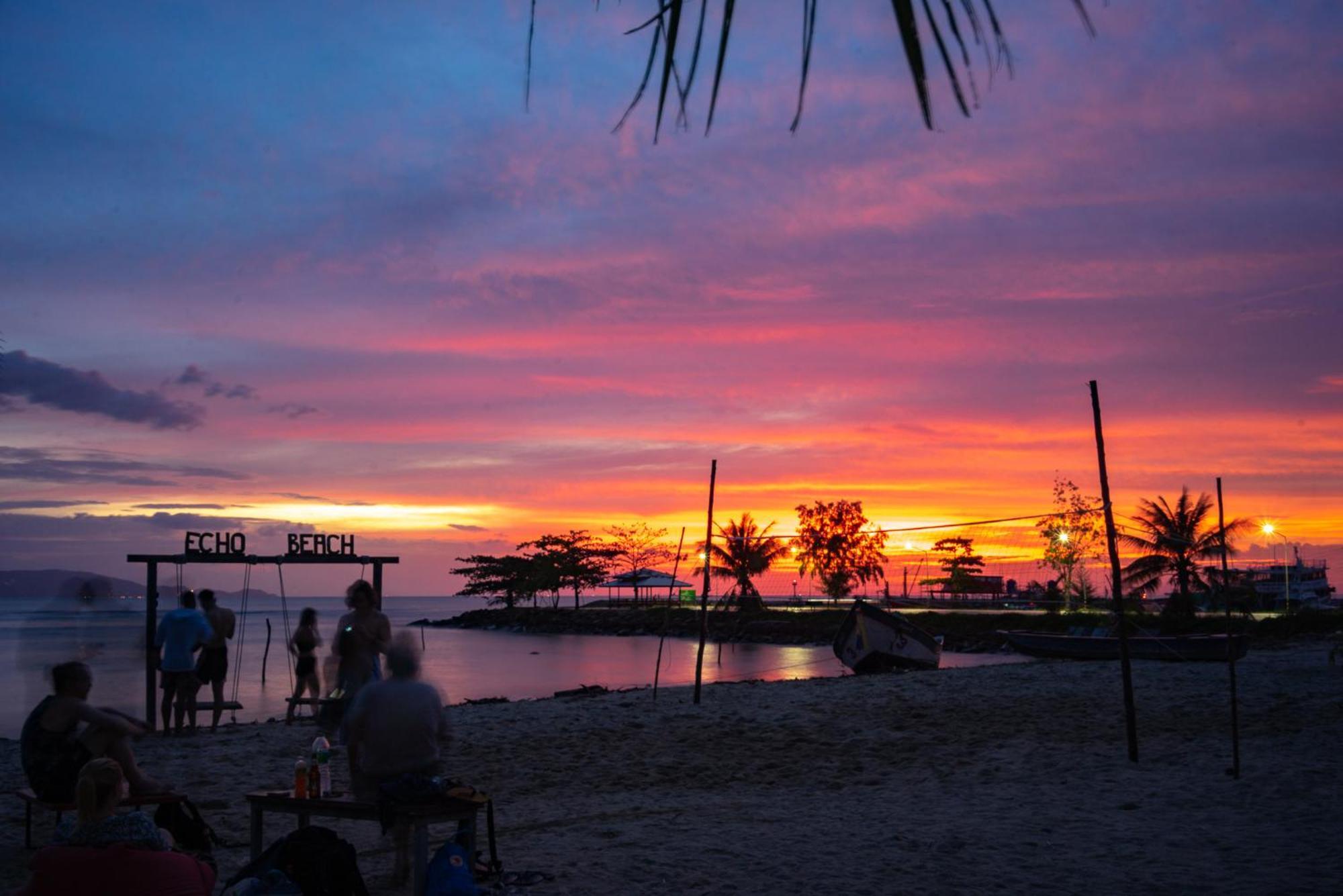 Echo Beach Hostel Baan Tai Bagian luar foto